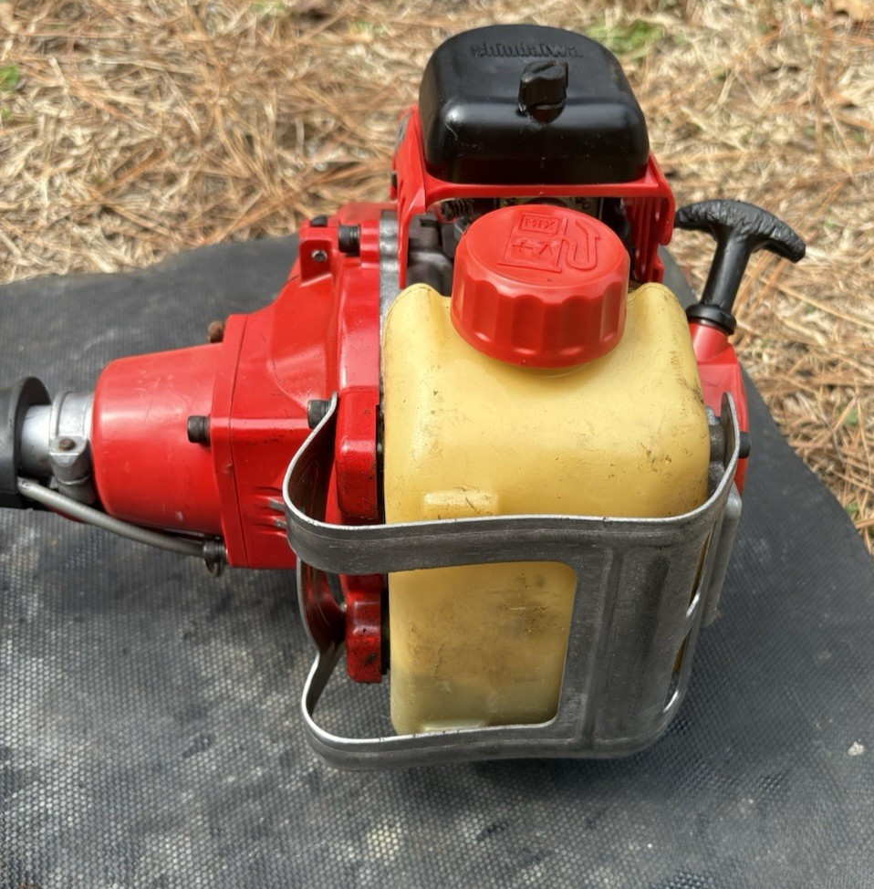 SHINDAIWA T260 TRIMMER.