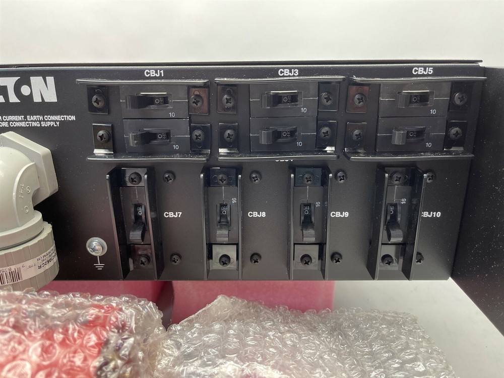 EATON PC2672-1 POWER DISTRIBUTION UNIT NEW UNUSED SURPLUS