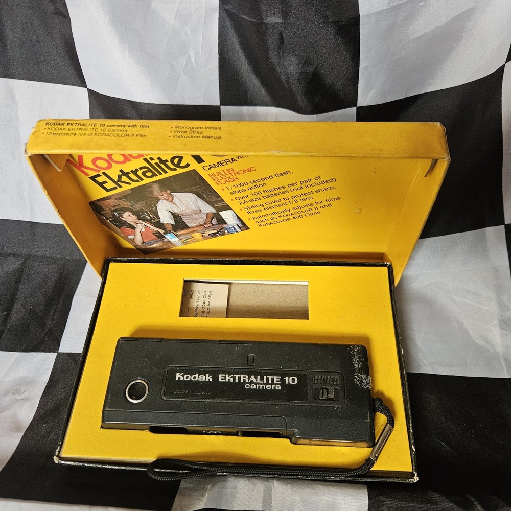 Kodak Ektralite 10 Camera With Box Untested