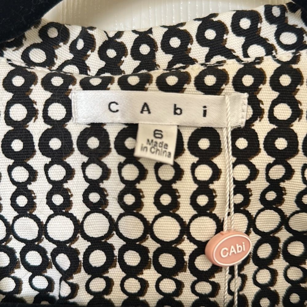 NWT CAbi du Jour Jacket Size 6