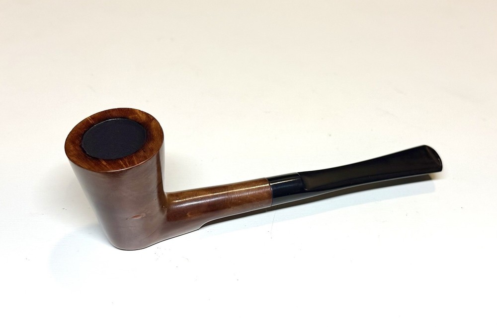 Elstnor Sitter Estate Smoking Pipe