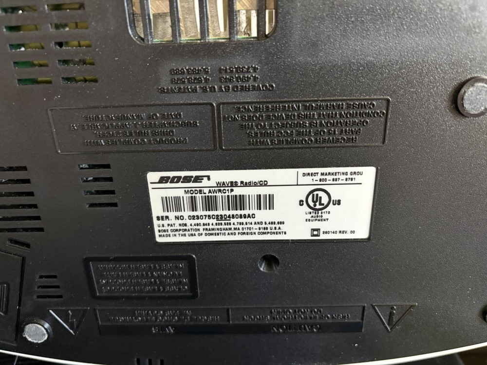 Bose Wave Music System with CD player. Works Great! AWRCIP