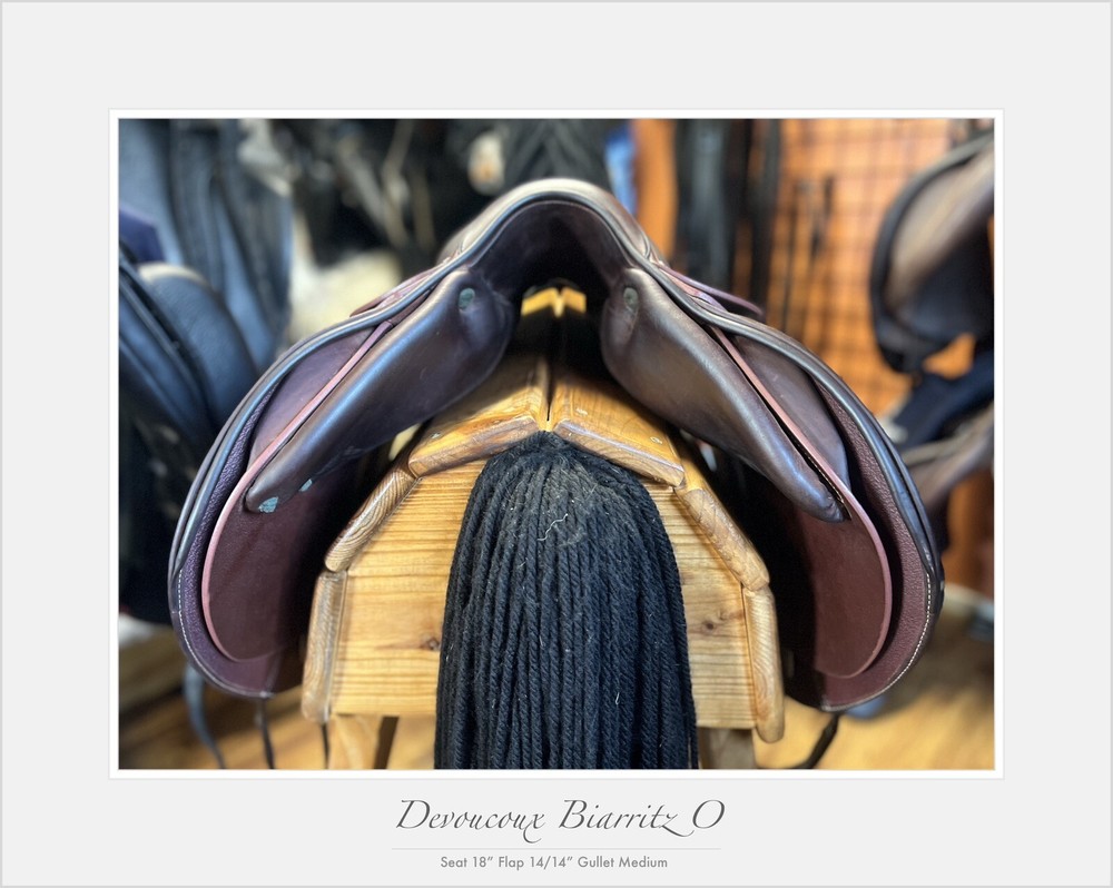 Devoucoux Biarittz O Jump Saddle. 18” M