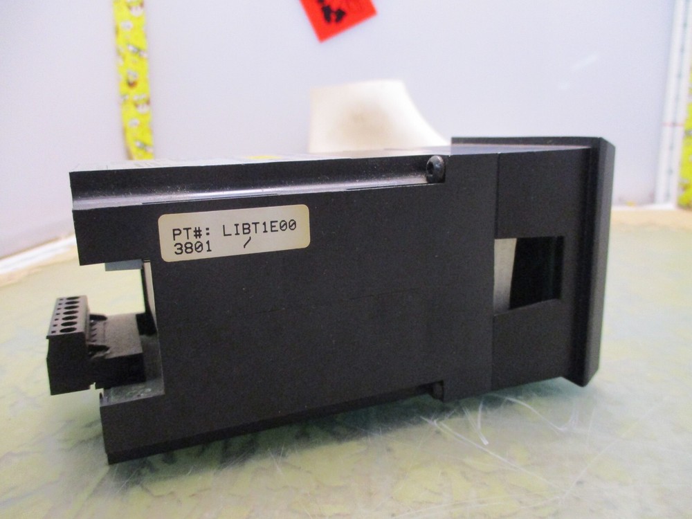 Red Lion Controls LIBT1E00 Libra Series Timer [4*R-20.5]