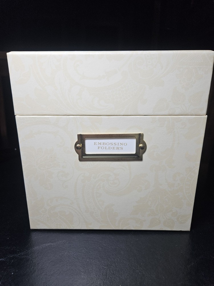 Anna Griffin Embossing Folder Storage Box With 15 Storage Sleeves
