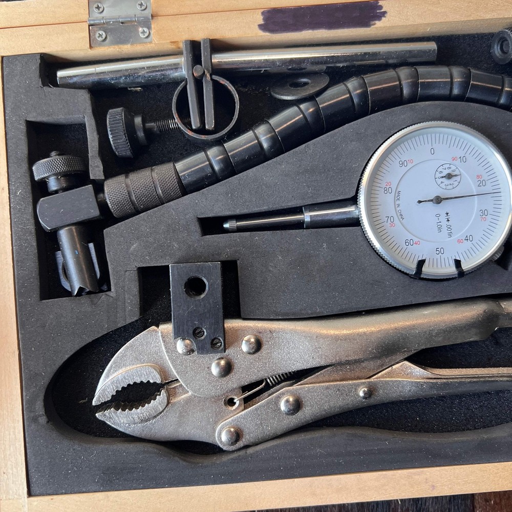 Cen-Tech 5645 Multi-Position Magnetic Base Dial Indicator Set With Case