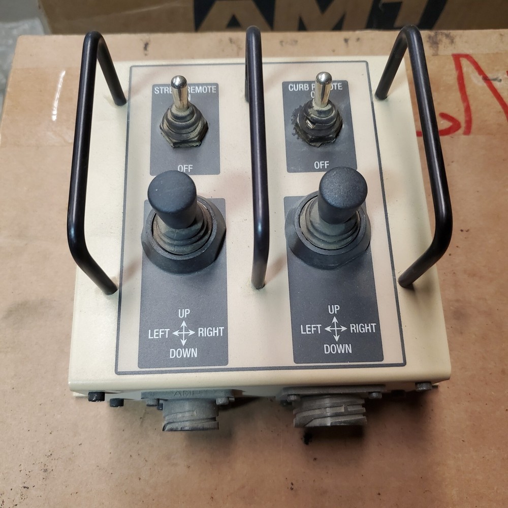 MRAP LIGHT CONTROL 6220-01-563-6515