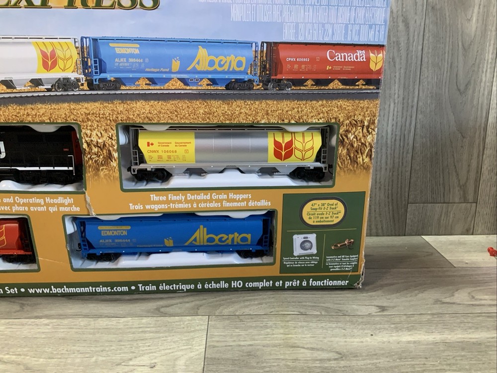 Bachmann Harvest Express HO train set