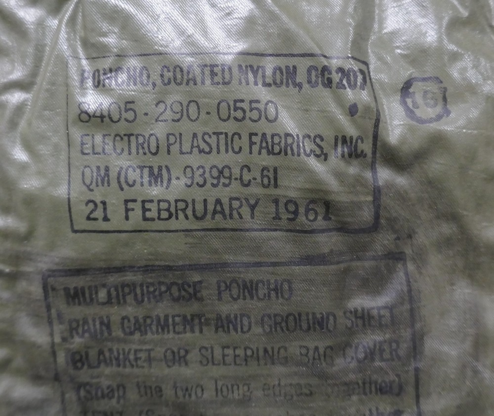 US 1961 Coated Nylon Poncho