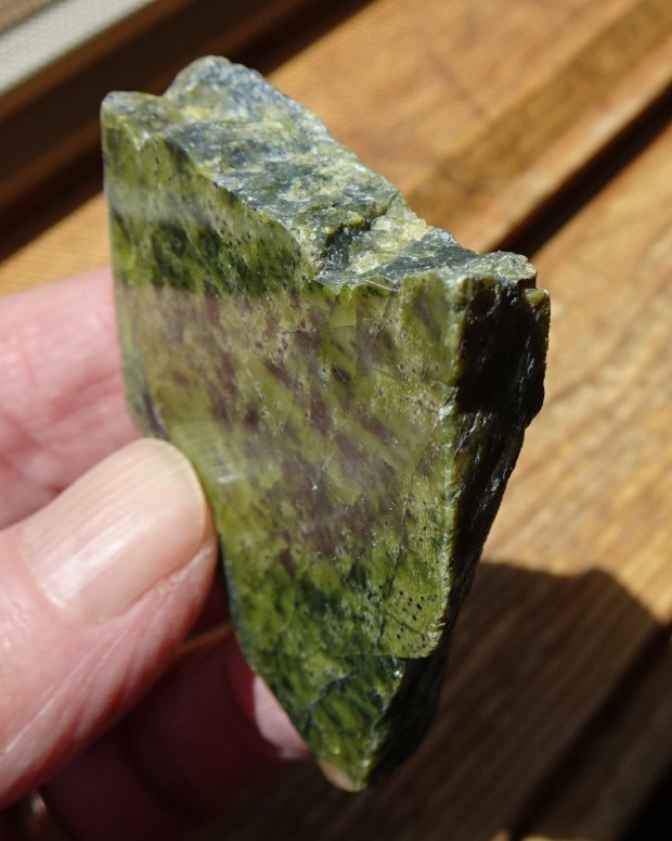 Serpentine - 8 Small Slabs rt132x