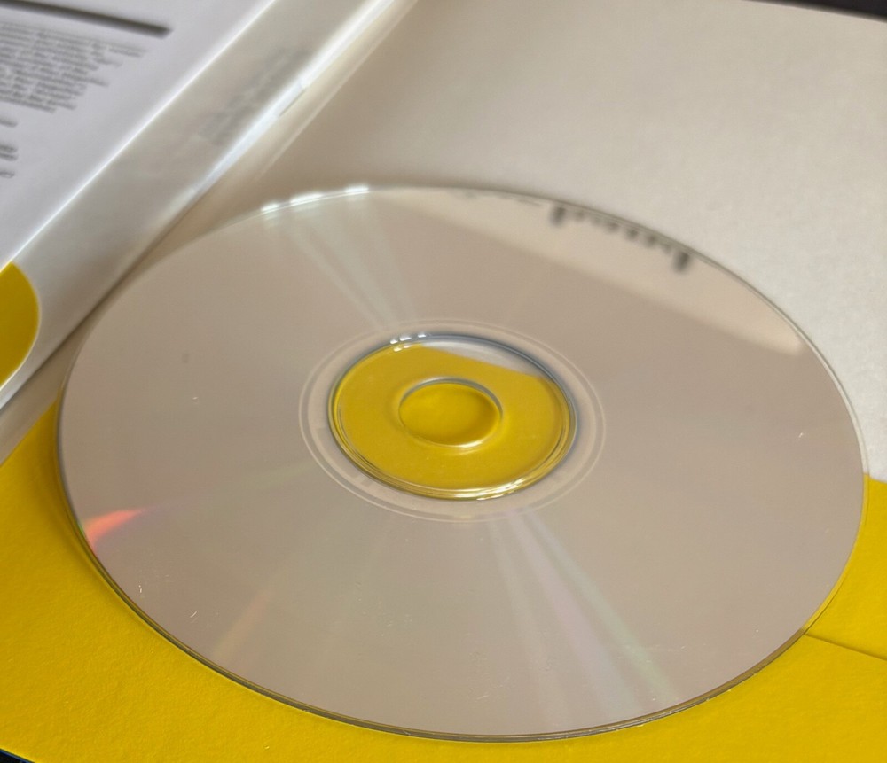 RealNetworks Real Player 8 Plus CD Rom Streaming Media 1995-2000