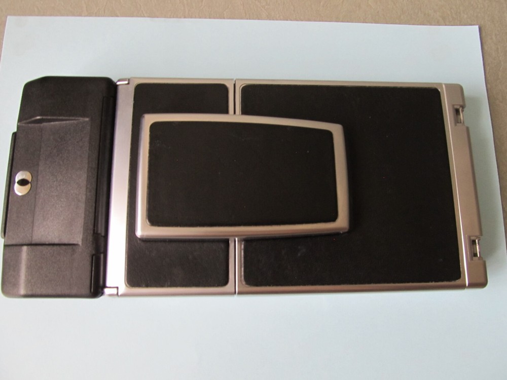 Polaroid Land Camera SX-70 Time-Zero Autofocus