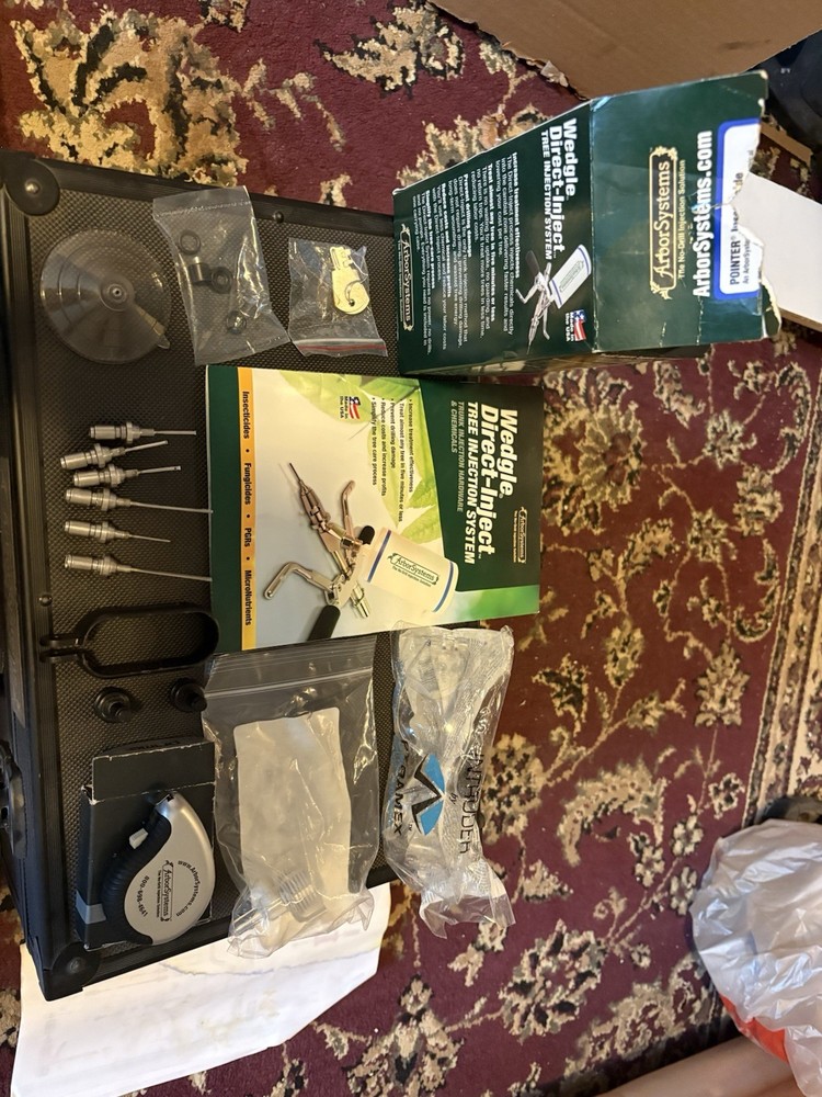 Arbor System Wedgle Direct-Inject Tree Treatment System