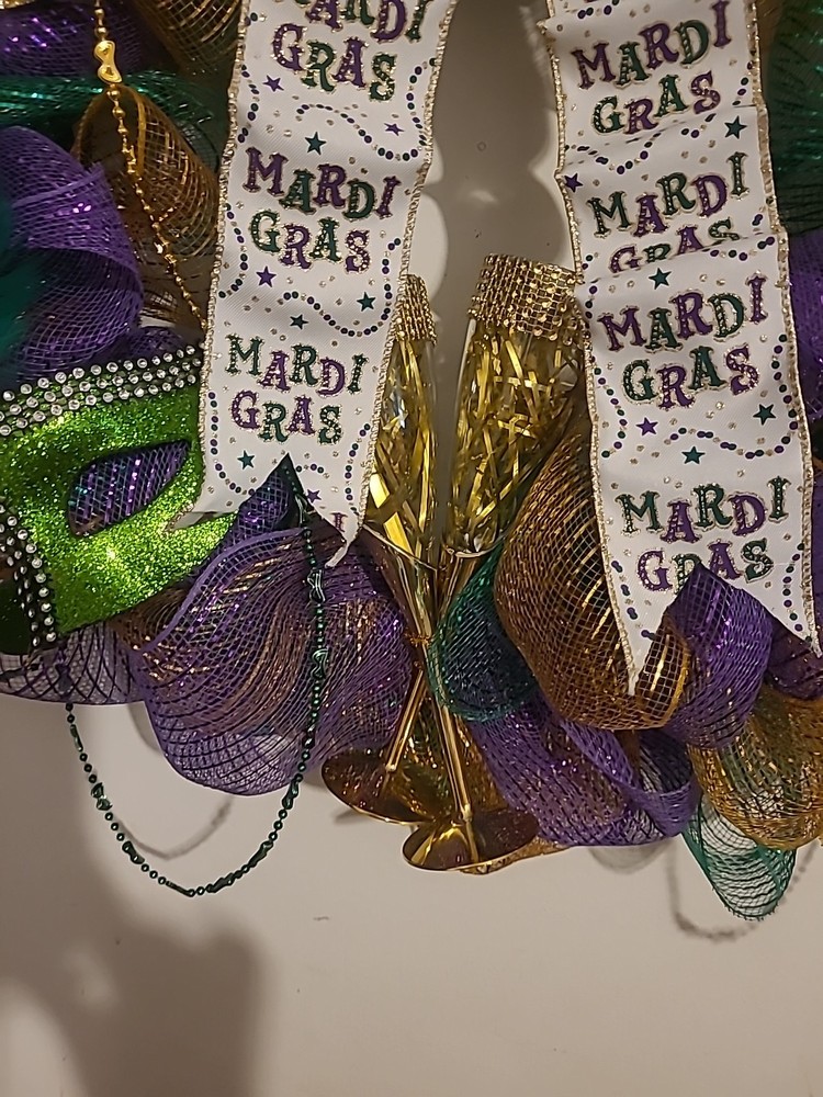 DECO MESH MARDI GRAS WREATH