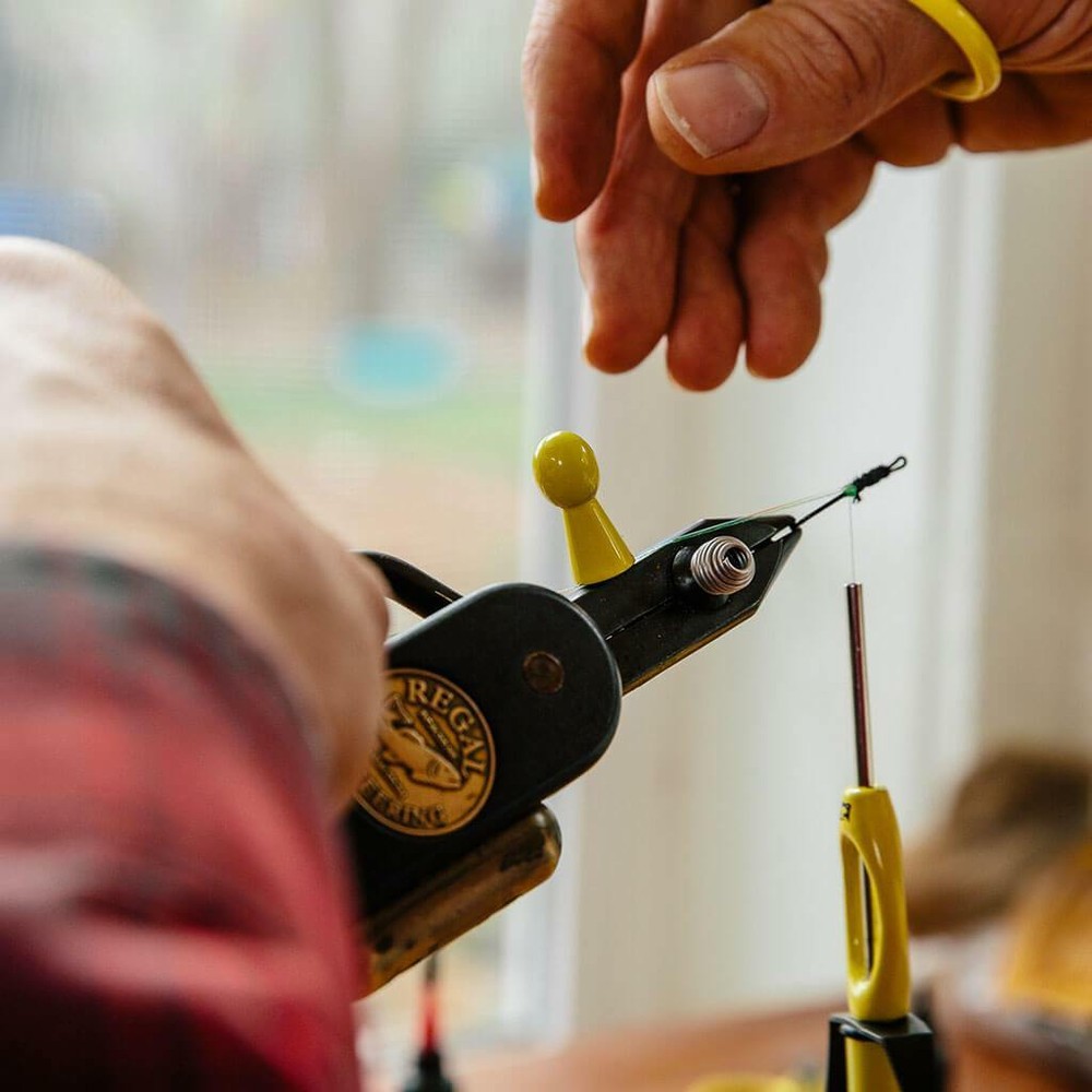 Loon Outdoors - Vise Pawn