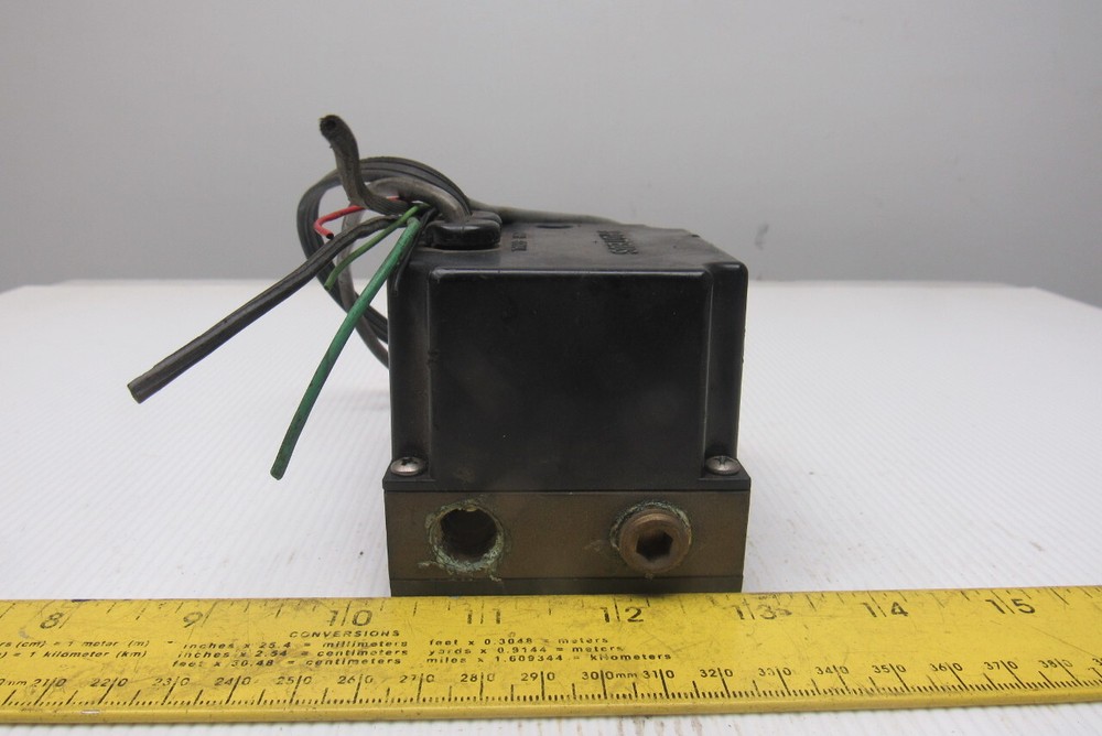Proteus Industries 100 B110 Fluid Flow Switch Control
