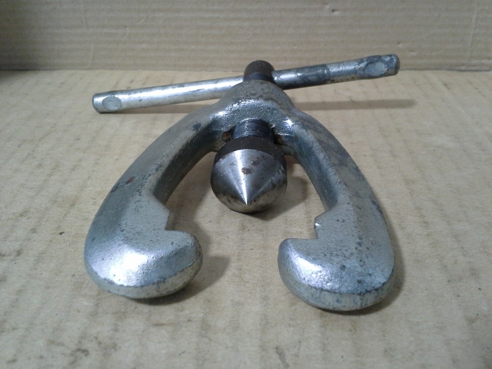 Tubing Flaring Tool. working , VGC