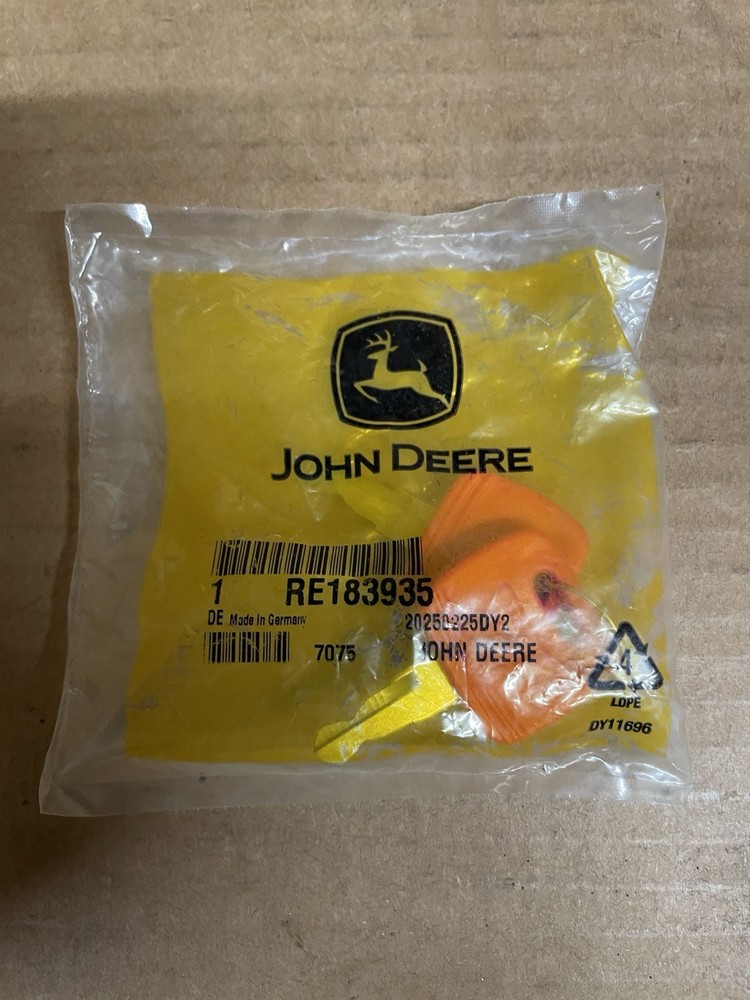 John Deere Key RE183935 ( 2 Pack )