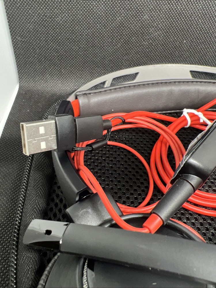 Poly Blackwire C5220 Headset With Storage Case Brand New