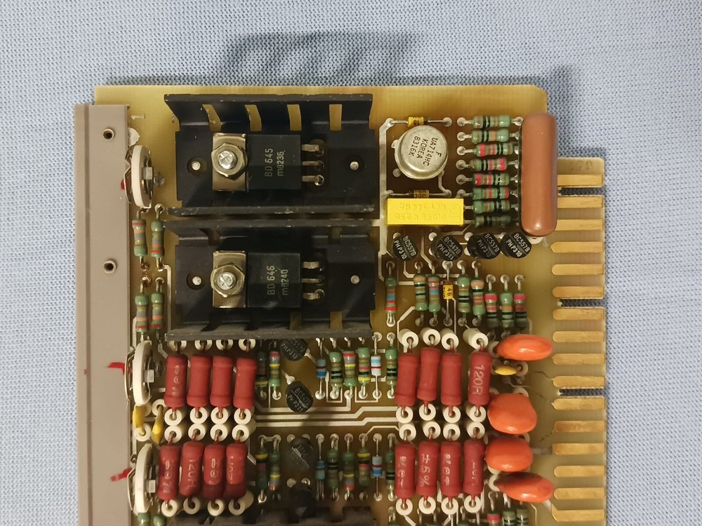 Philips Electron Microscope EM410, Amplifier PCB Board 4022 192 33632