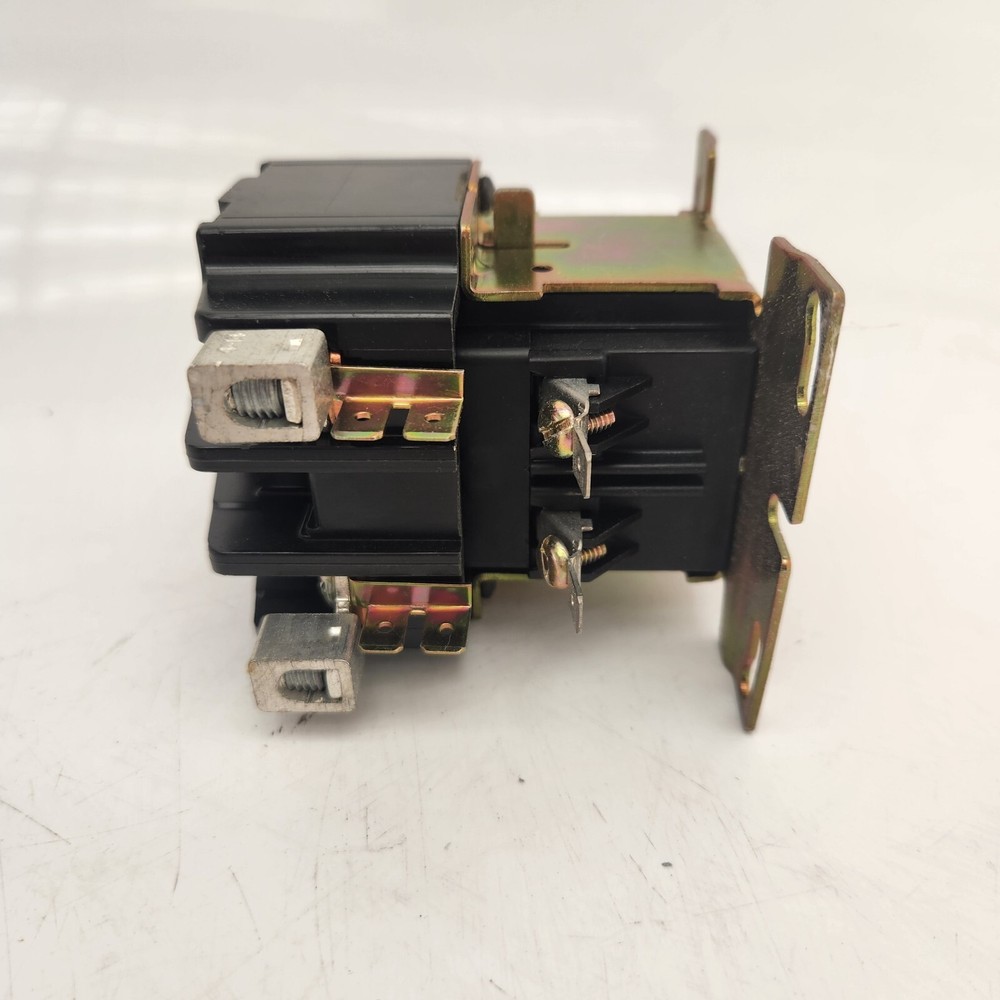 Furnas Definite Purpose Controller, 2 Pole | 42CE15AJ106 | Pre-Owned, Untested
