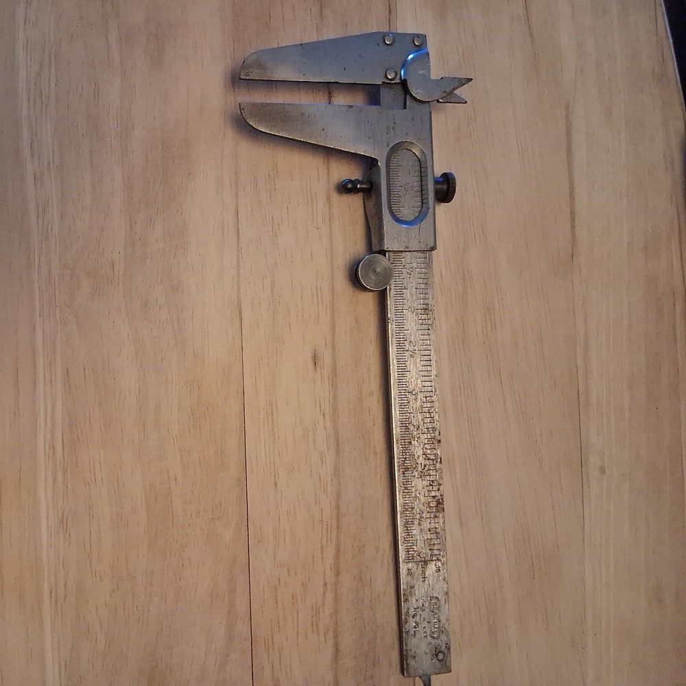 VINTAGE GENERAL VERNIER CALIPER NO. 721