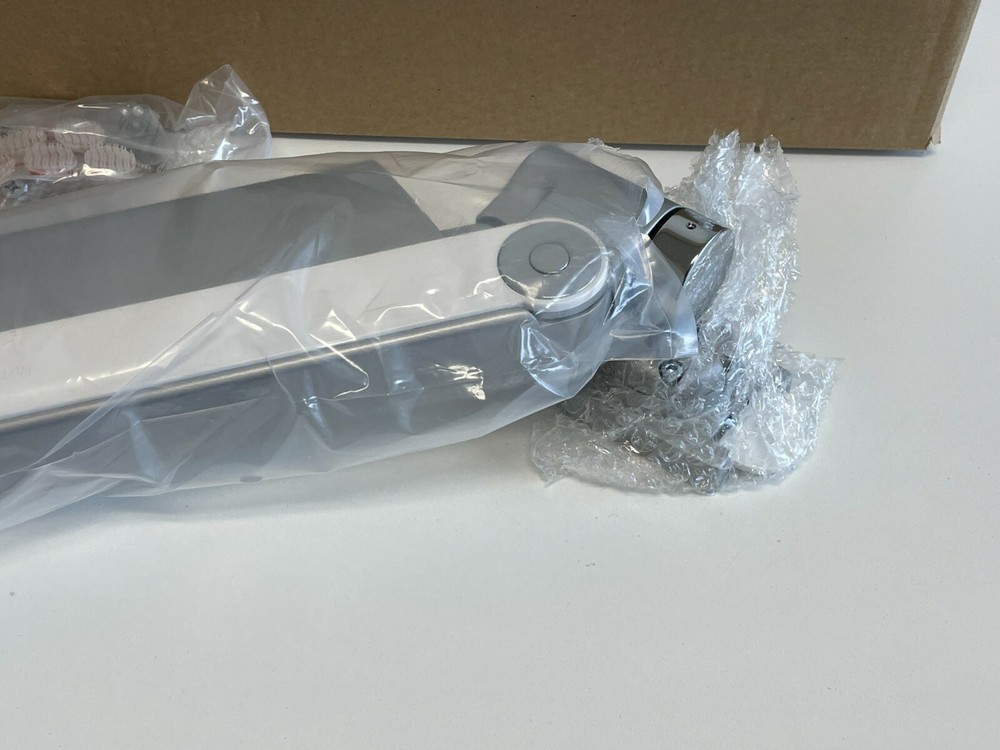 HumanScale V6 V647-1313-20000 Wall Mounting Kit