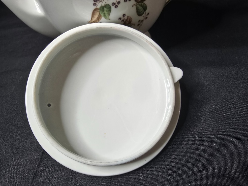 Noritake Cordova Teapot