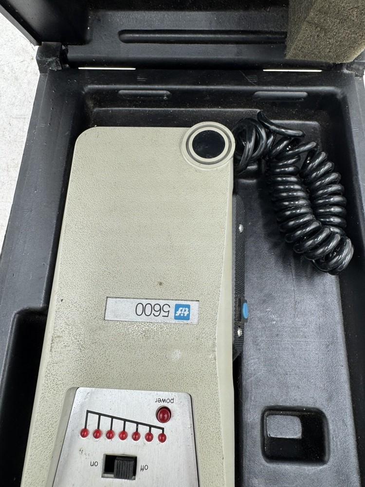 TIF 5600 AUTOMATIC HALOGEN LEAK DETECTOR