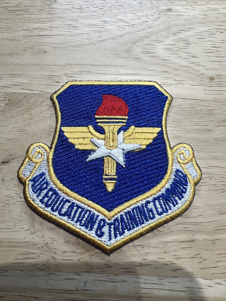 AIR EDUCATION & TRAINING COMMAND Patch USAF AIR FORCE COLOR FLIGHT DRESS