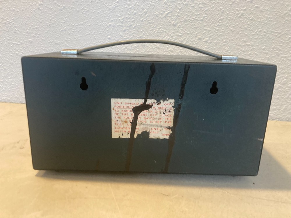 EICO Model 888 Auto Analyzer Universal Engine Analyzer Meter