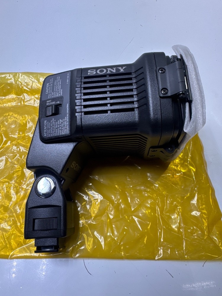 SONY HVL-LBPB LED BATTERY VIDEO LIGHT