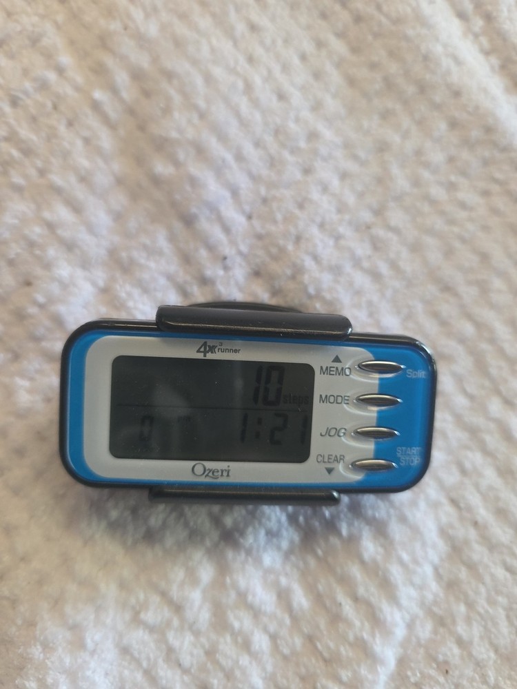 Ozeri 4x3 Runner Pocket 3D Pedometer And Activity Tracker With Dual Walking And