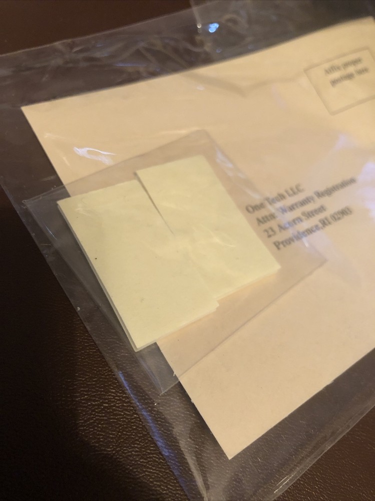 ECLIPSE COMPUTER LIGHT •Reduces Glare & Eyestrain •Ergonomic •Easy to Mount