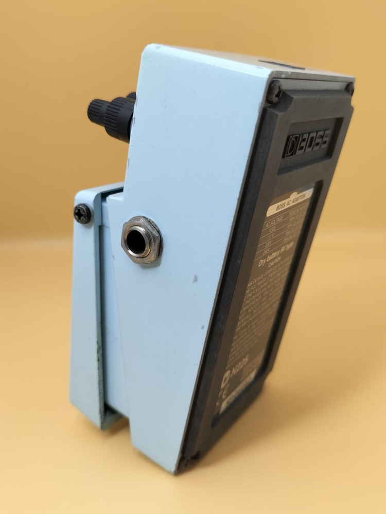 BOSS CE-5 CHORUS ENSEMBLE Pedal From Japan