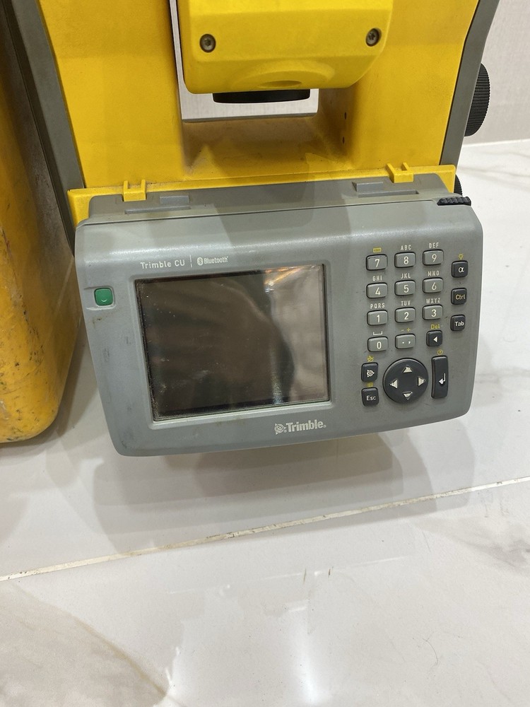 Trimble 5503 DR200+ Total Station With Trimble CU Controller