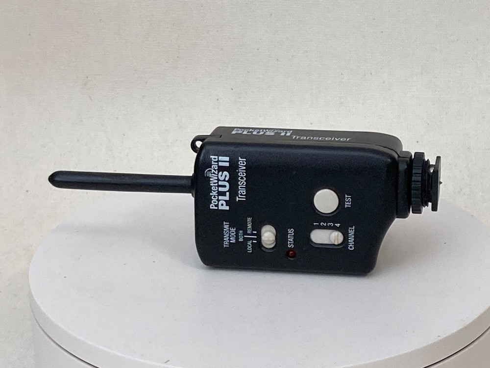 PocketWizard Plus II Transceiver Tested Working Plus Two Cords + Extra