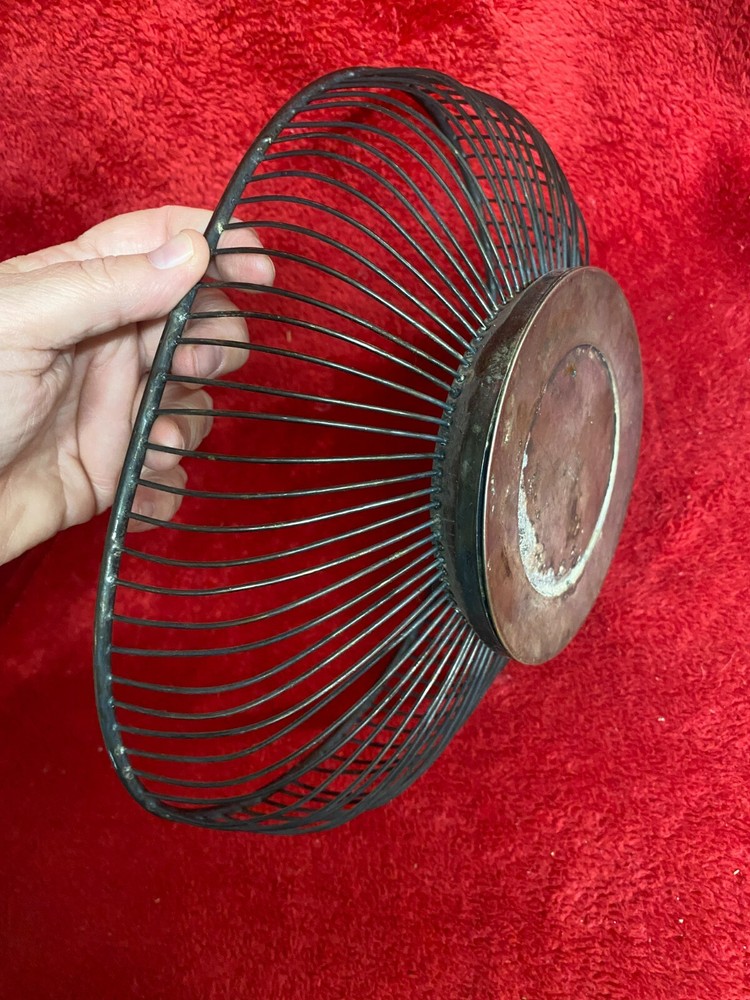 Vtg Silverplate Oval Open Wire Design Basket