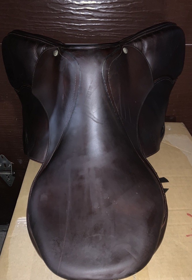 DEVOUCOUX OLDARA CLOSE CONTACT JUMPING SADDLE 17.5