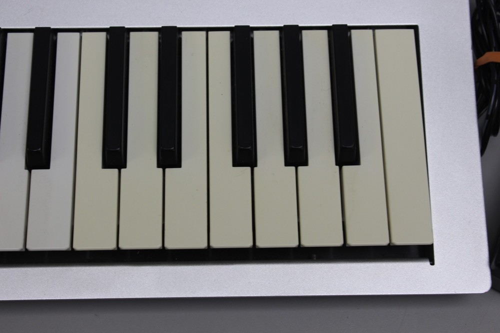 Korg Minilogue Polyphonic Analogue Synthesizer