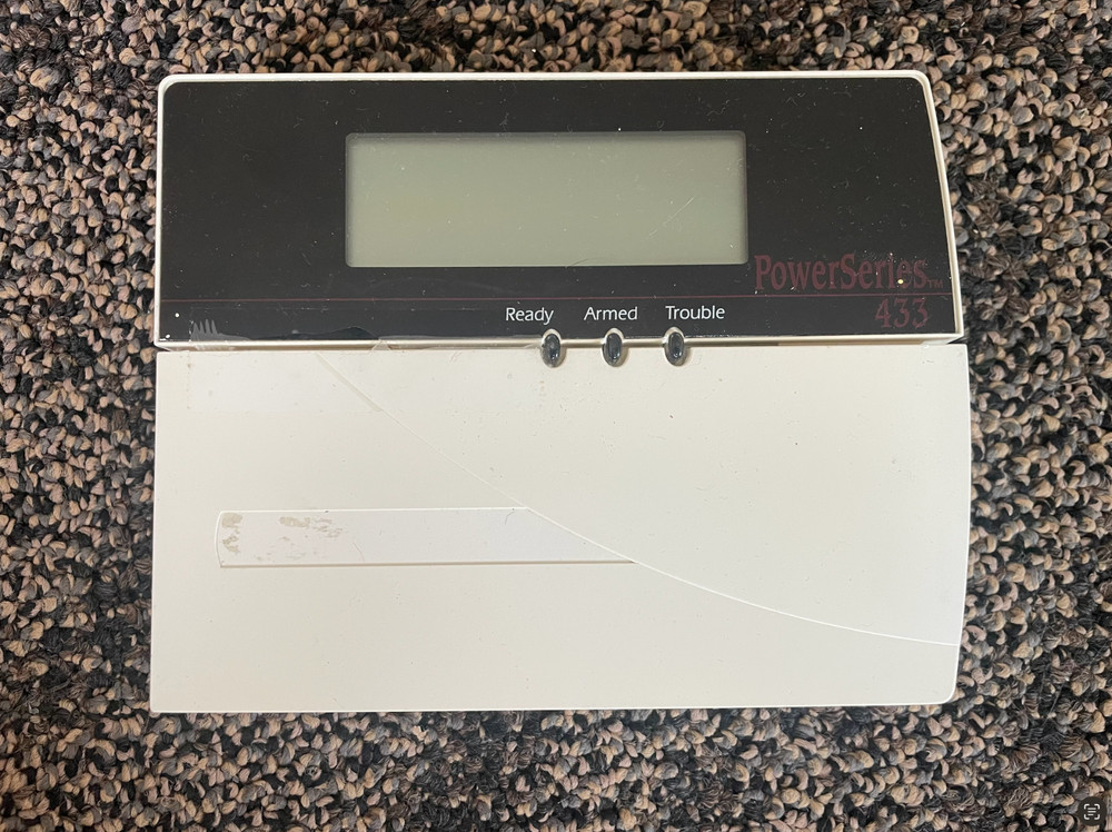 DSC PowerSeries 433 Alarm system Keypad - Pre-Owned condition