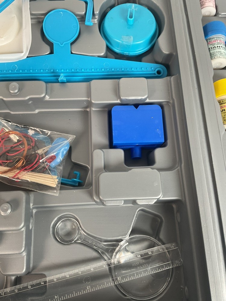 Smithsonian Microchemistry Microchem XM 5000 with Instruction Manual 