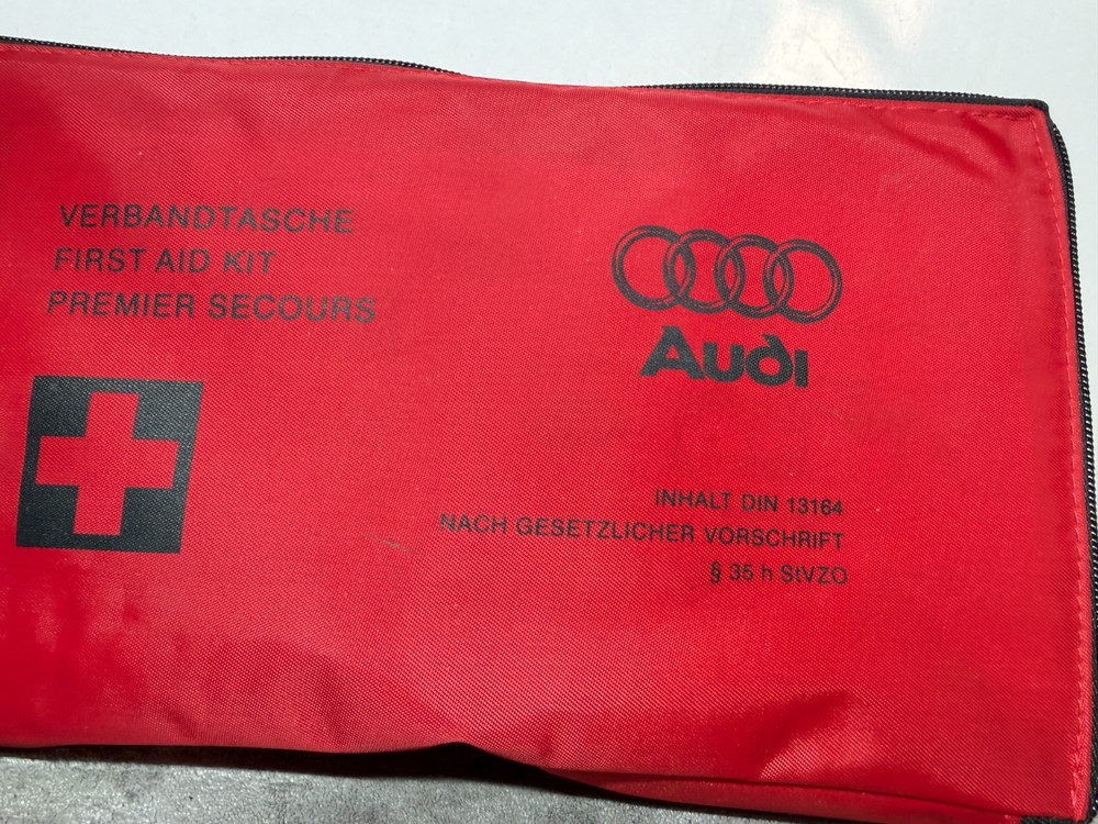 Audi First Aid Kit OEM 8E0860281