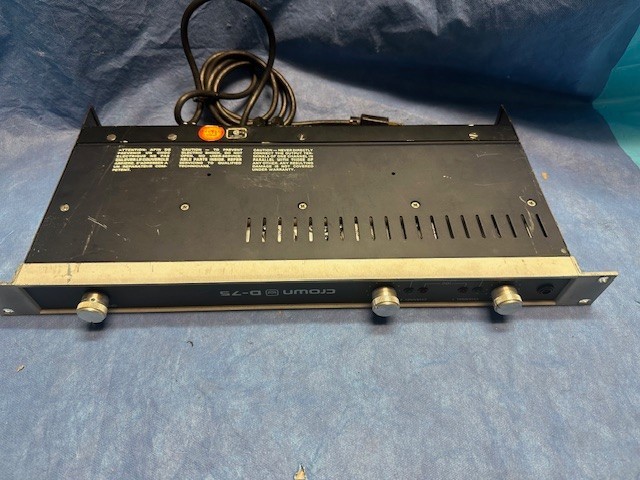 Crown D-75 audio power amplifier