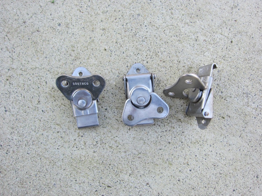 Southco Panel Rotary-Action Draw Latch, Used