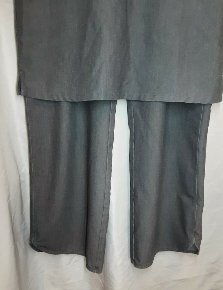 FIGS Technical Collection Medical Scrub Set Women's Size Large - K2