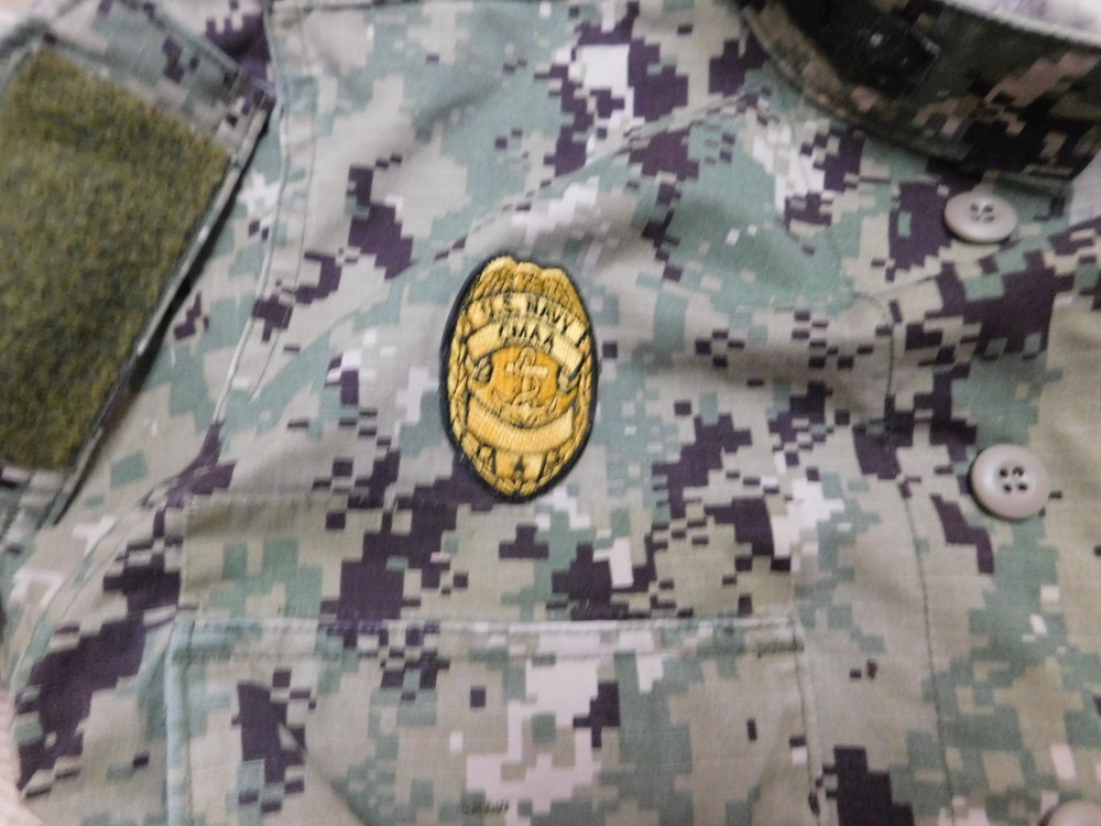 US NAVY WORKING BLOUSE COAT SIZE 35 SHORT