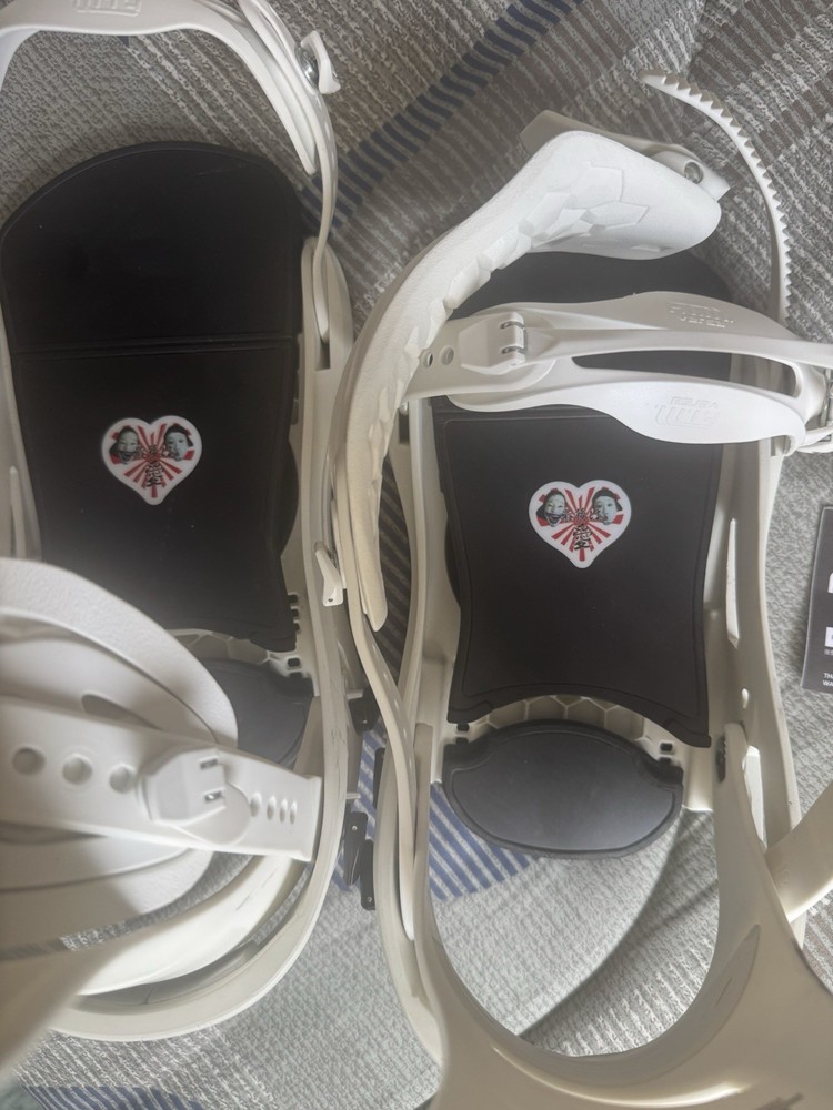 Flux DS Doraku Bindings - Large