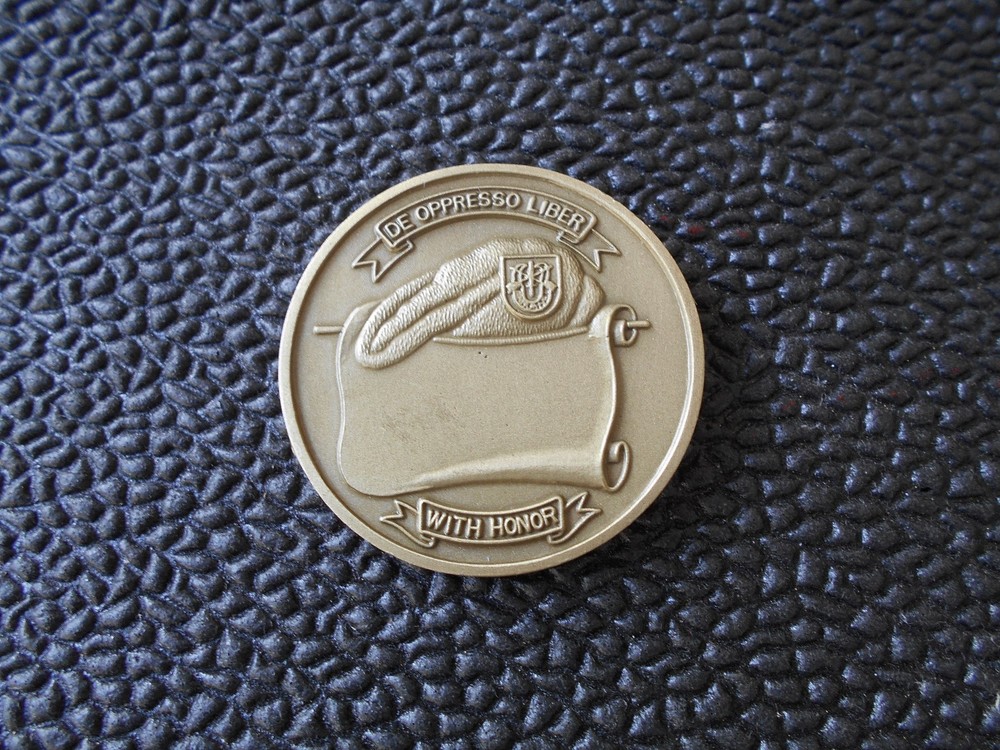 19th Special Forces (ABN) 1st Special Forces Challenge Coin