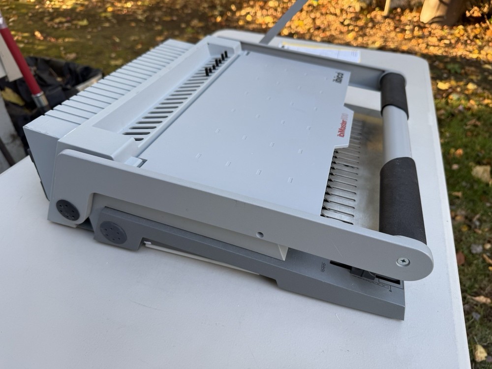 Quartet GBC Ibico ibiMaster 500 binding machine